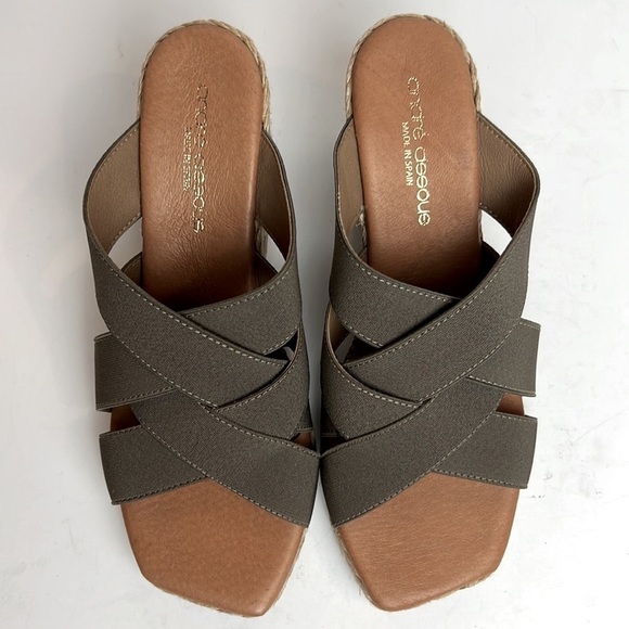 NWOT Andre Assous Rachel Espadrille Wedge Slip On Size 39 EU Taupe with Raffia - Picture 6 of 13